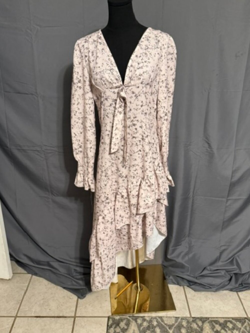 BEAUTIFUL High-Lo Dress Size XL